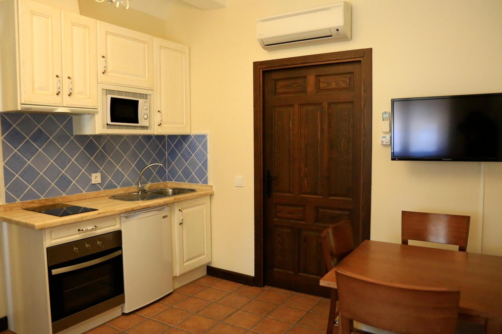 Complejo Turistico Rural Fuente Taray Apartment Malagon Exterior photo